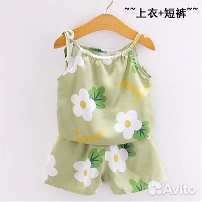 Костюм для девочки с шортиками