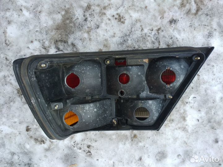 Стоп сигналы w124