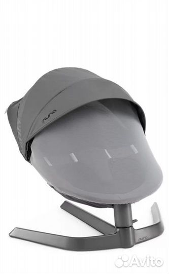 Шезлонг-качалка nuna leaf