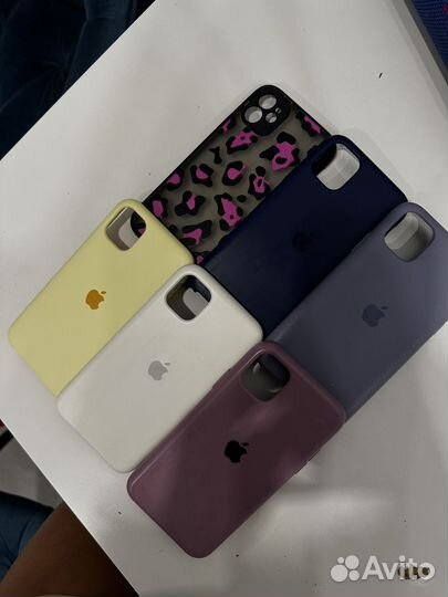 Чехол на iPhone 11