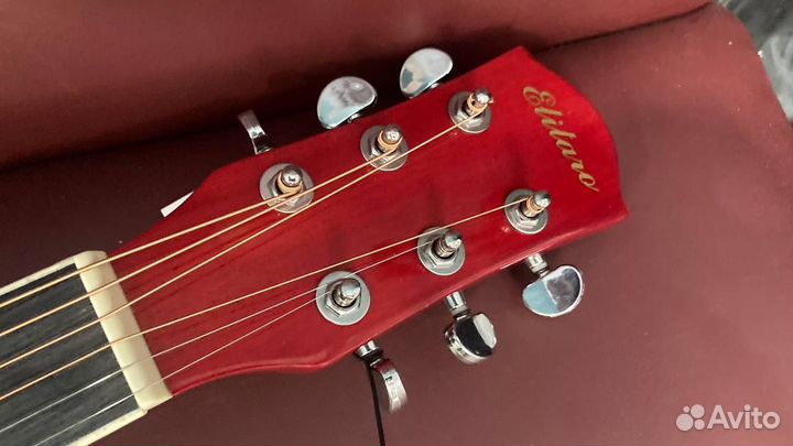 Гитара 4/4 с вырезом