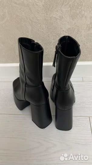 Ботильоны женские Bershka