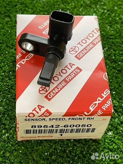 Датчик abs правый Lc200 Lx570 Prado 4 Runner Hilux