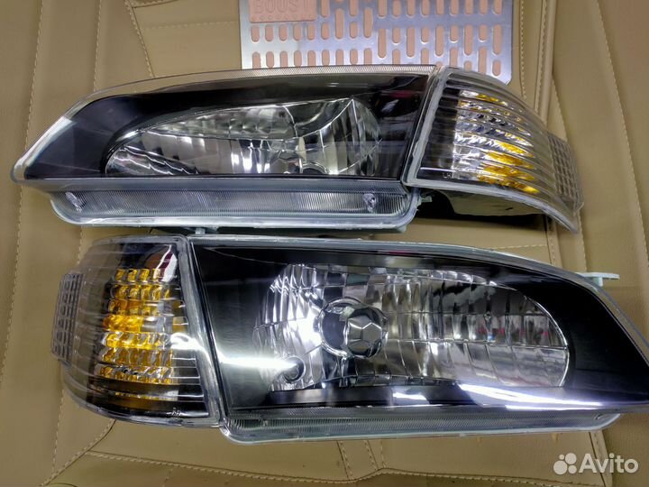 Фары corolla 114