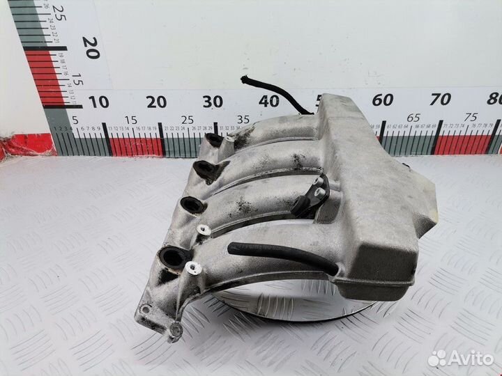 Коллектор впускной Volkswagen Passat B5 1998