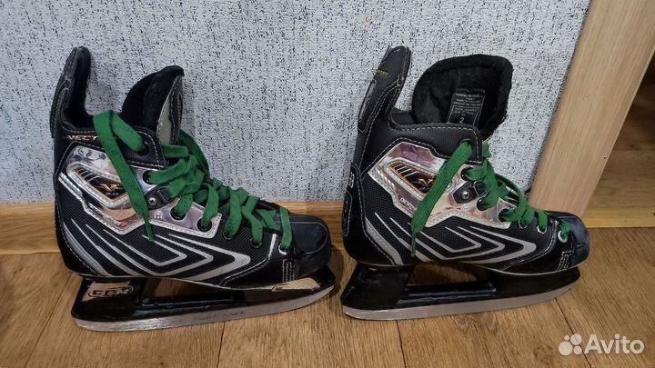 Коньки хоккейные ссм