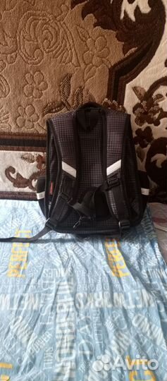 Рюкзак школьный