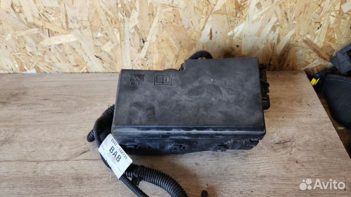 Блок предохранителей Kuga 1