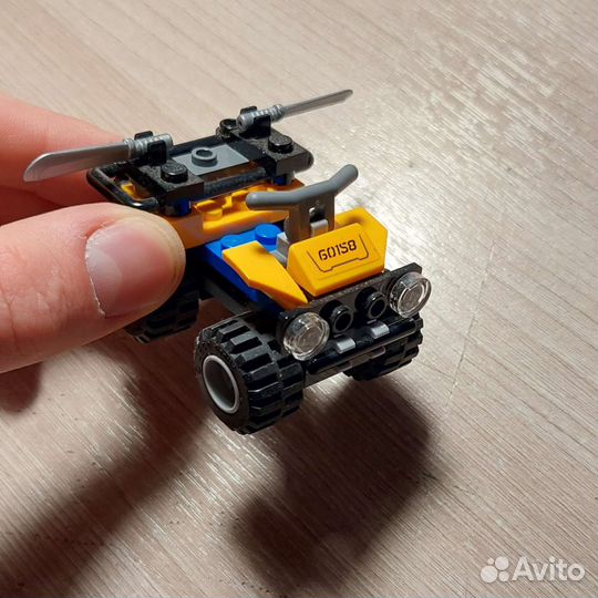 Lego City Грузовой вертолёт исслед джунгл 60158