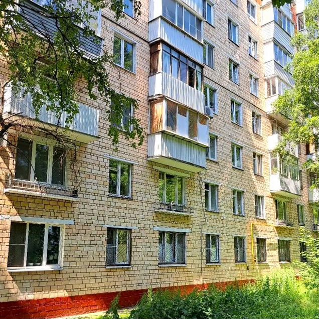Комната 11 м² в 3-к., 1/9 эт.