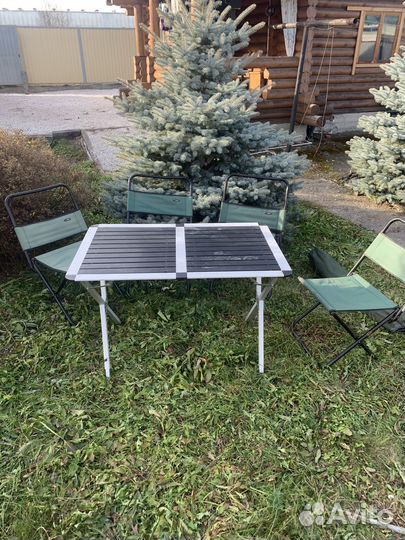 Столик и стулья для пикника