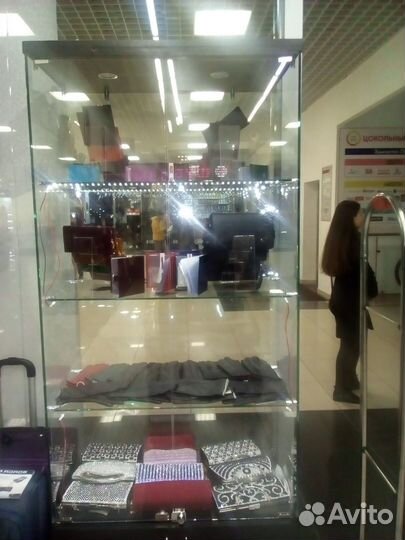 Полка стеклянная для товаров