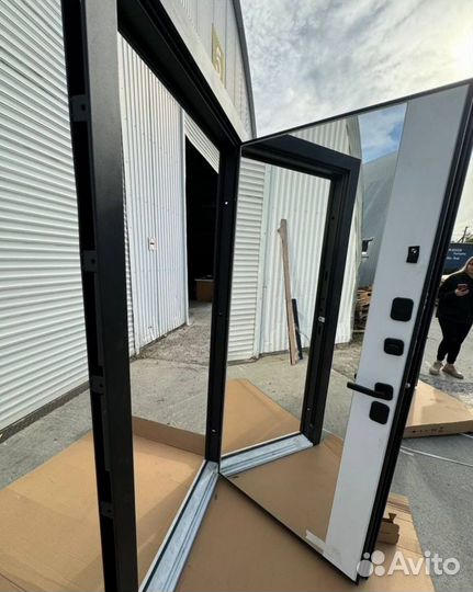 Дверь входная