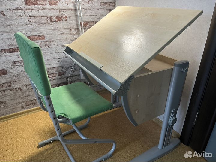 Комплект растущей мебели для школьника