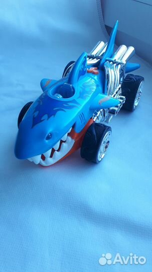 Hot Wheels акула