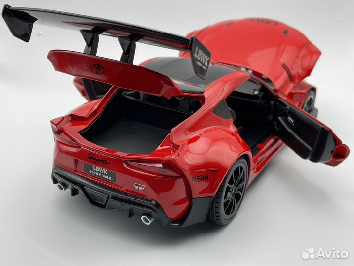 Коллекционная модель Toyota Supra металл 1:24