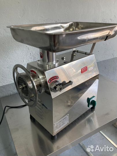 Профессиональная мясорубка MK-32 с реверсом