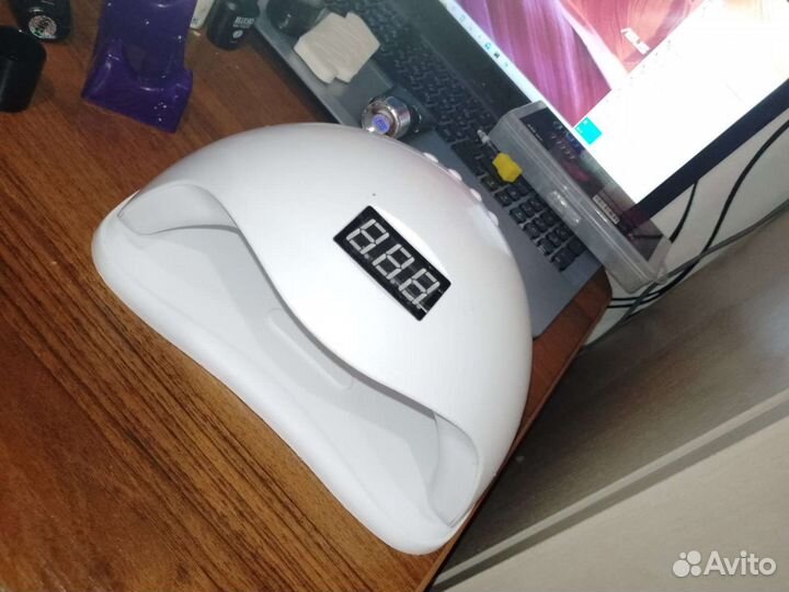 Уф лампа для ногтей