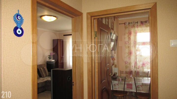 2-к. квартира, 68 м², 8/10 эт.