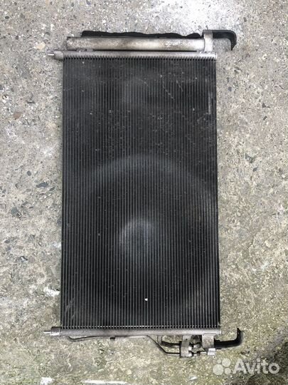 Радиатор кондиционера 976064H100 hyundai starex h1