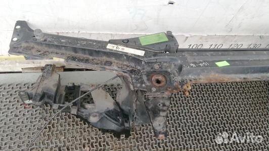 Передняя панель крепления облицовки (телевизор) BM