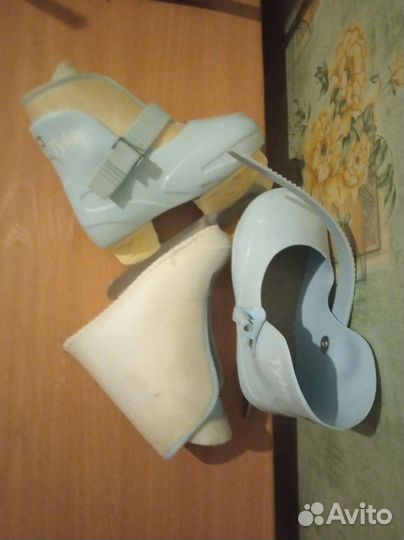 Коньки детские