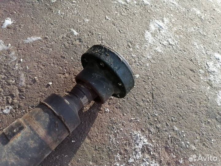 Карданный вал задний Land Rover Range Rover Vogue