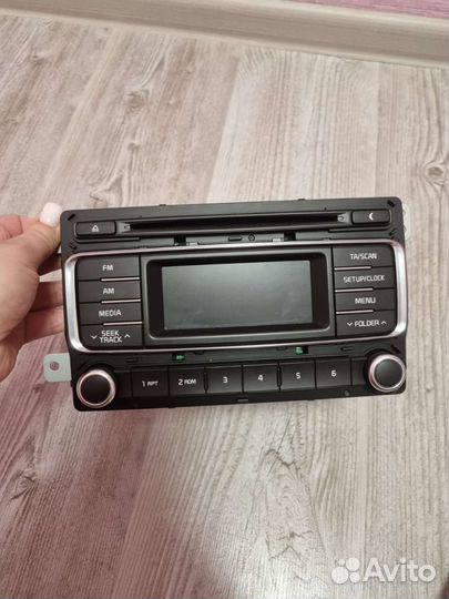 Штатная магнитола на kia rio 3