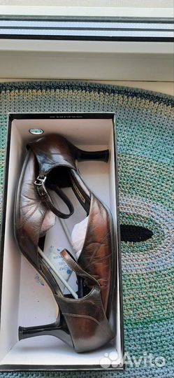 Босоножки женские 38 размер натуральная кожа