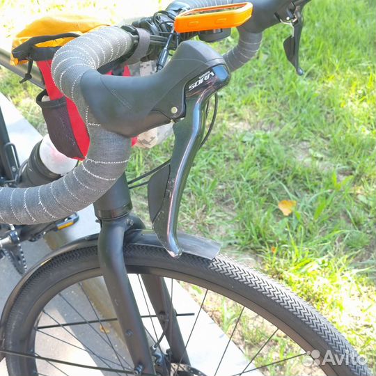 Групсет Shimano Sora 2x9 speed TRP Spyre C