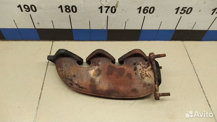 Коллектор выпускной A6 C6,4F 2005-2011