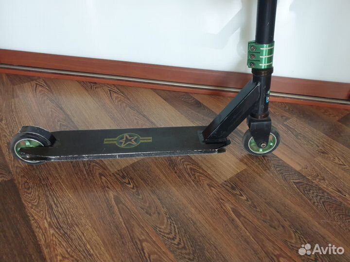 Трюковой самокат