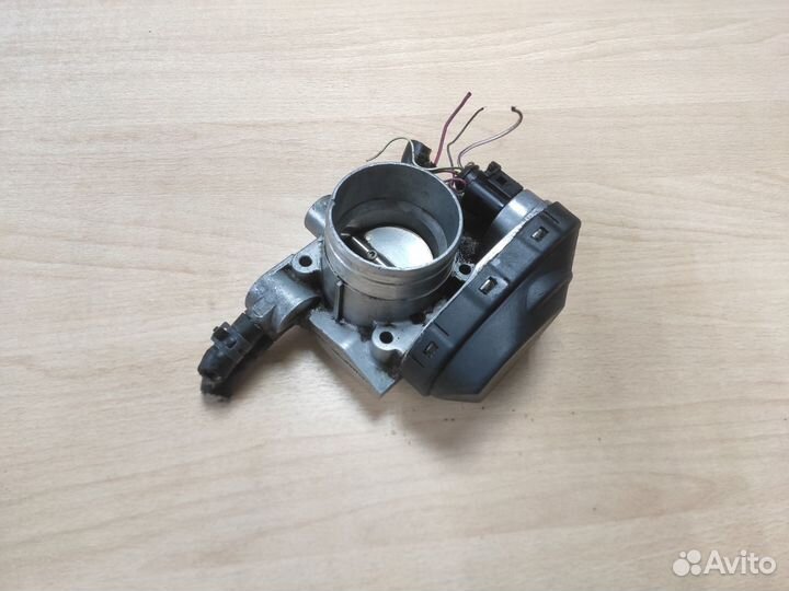Дроссельная заслонка Audi A4 B5