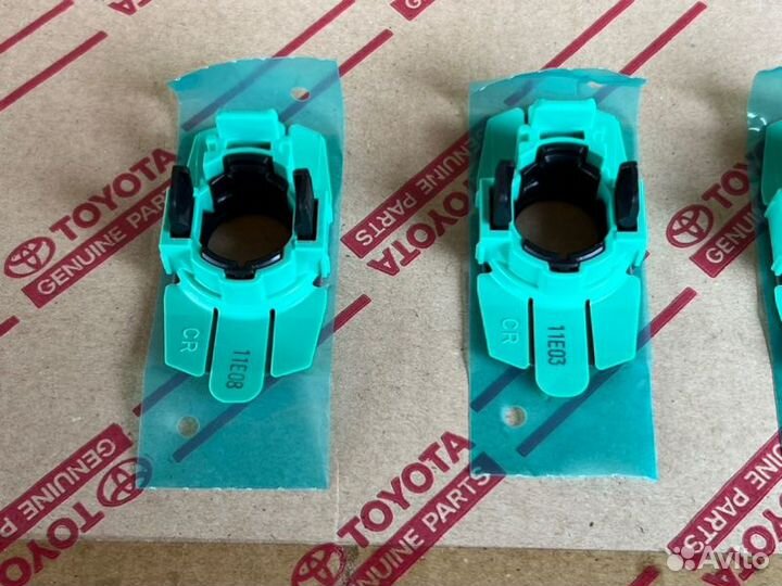 Кронштейн датчика парковки Toyota Rav4 2018-2023