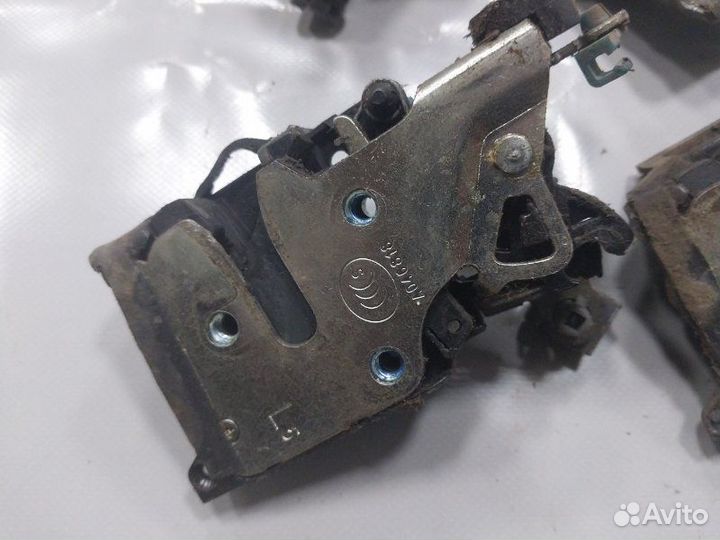 Замок двери Заз Сенс седан 1.5 A15SMS 2009