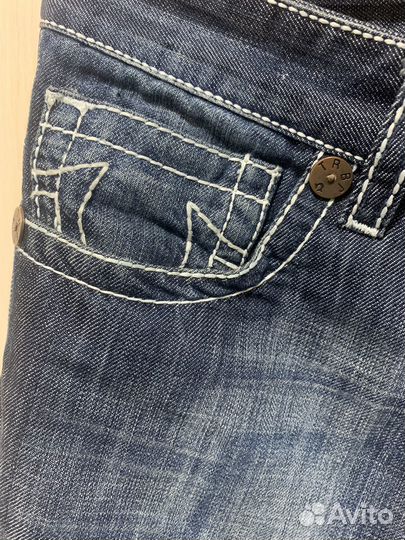 Джинсы true religion