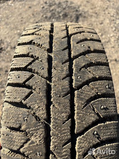 Bridgestone Ice Cruiser 7000S 195/65 R15