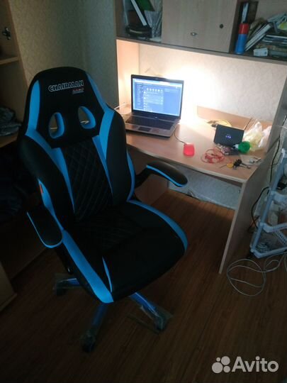 Компьютерное кресло новое