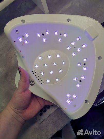 Лампа для ногтей