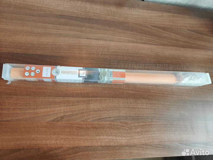 Жалюзи и рулонные шторы на окна