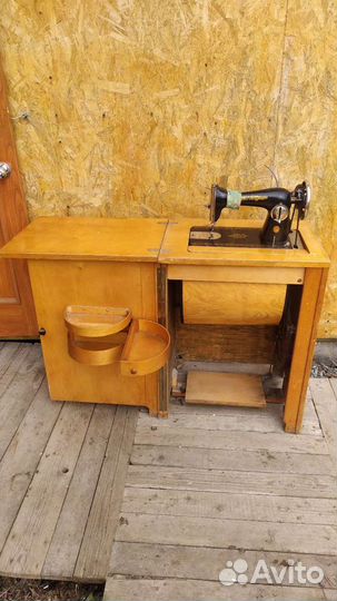 Швейная машинка, ножная Подольск