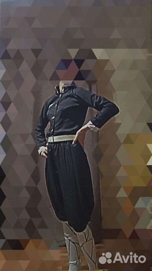 Косплей Шинобу Кочо, Клинок Рассекающий Демонов