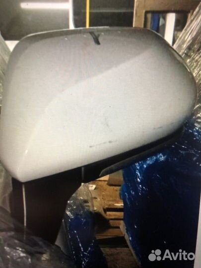 Зеркало левое Toyota Camry V70