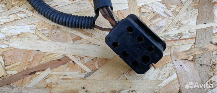 Электро разъём Mercedes Benz w123 9626