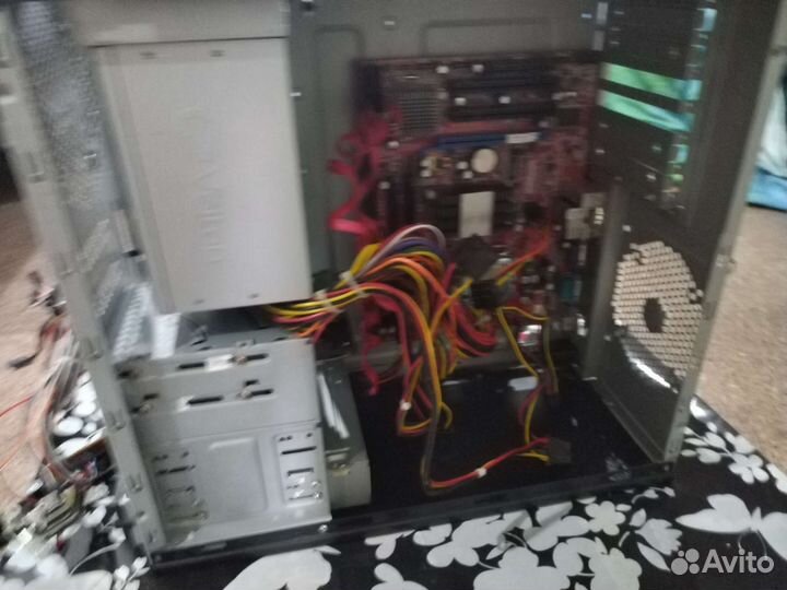 Системный блок- (пк)