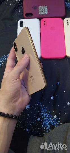 iPhone Xs, 64 ГБ
