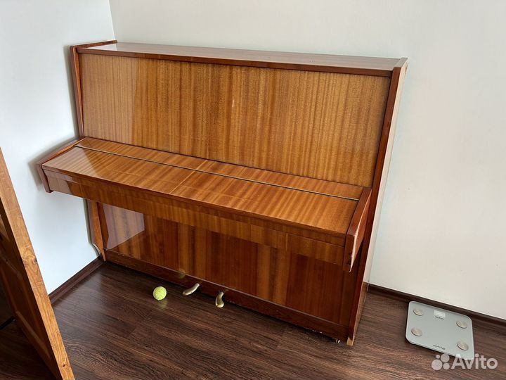 Продаю пианино Иртыш