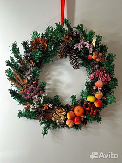 Новогодний венок ручной работы