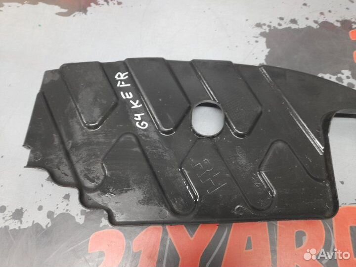 Защита двигателя правая Kia Sorento XM G4KE 2011