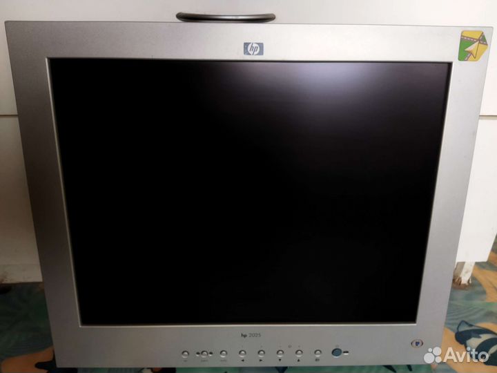 Монитор HP 2025 20